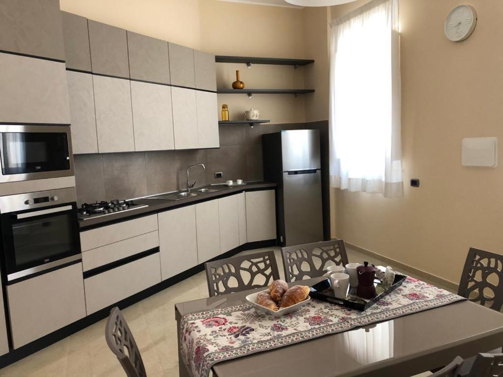 הוילה Moio della Civitella Palazzo Galzerano מראה חיצוני תמונה